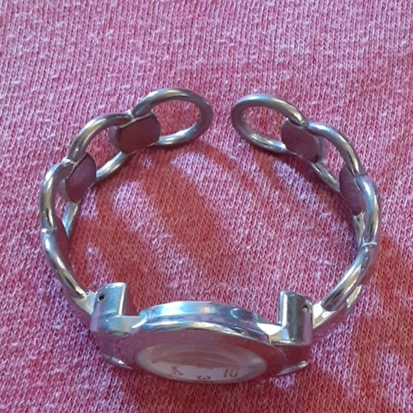 🌹Ladies watch circles bracelet cuff watch - Picture 4 of 6